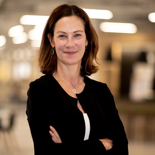 Laurie Mitchell headshot