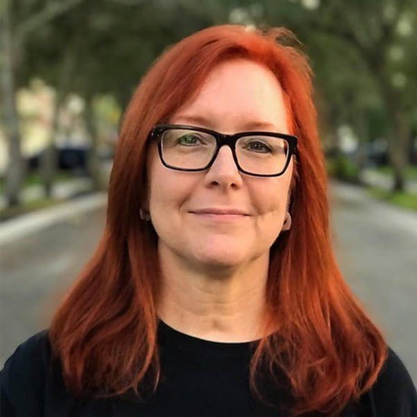 Sharlyn Lauby headshot