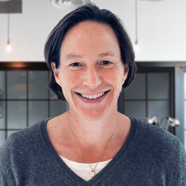 Susan Stowell headshot