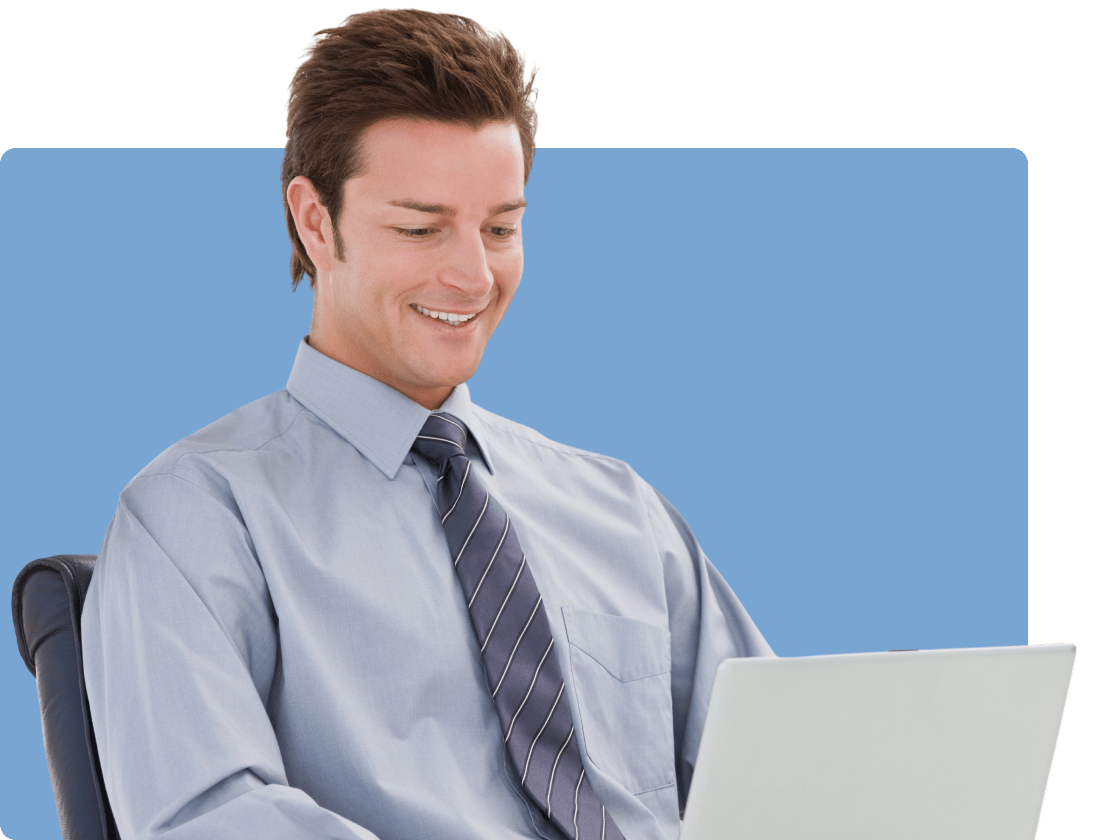 optometrist on laptop