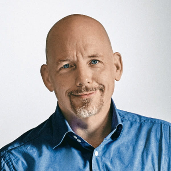 Scott O headshot